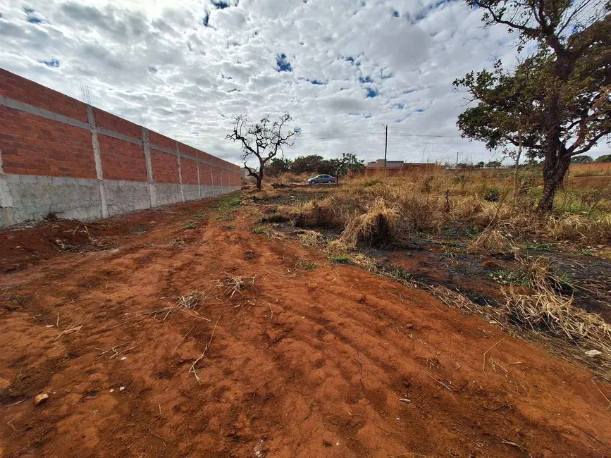 Foto 1 de Terreno / Lote à venda, 480m2 em Gran Ville, Anapolis - GO