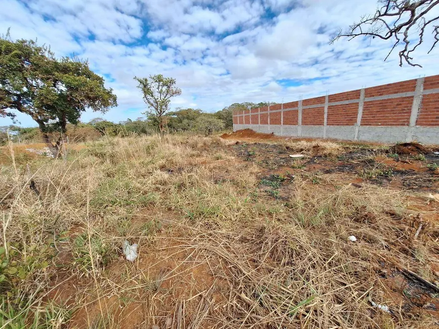 Foto 2 de Terreno / Lote à venda, 480m2 em Gran Ville, Anapolis - GO