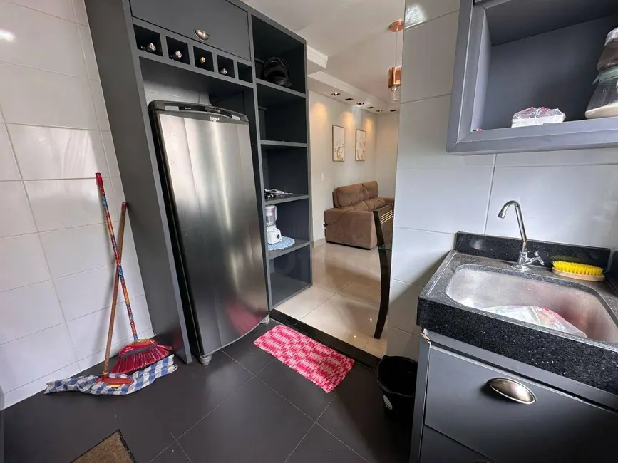 Foto 2 de Apartamento com 2 quartos à venda, 50m2 em Vila Jaiara, Anapolis - GO