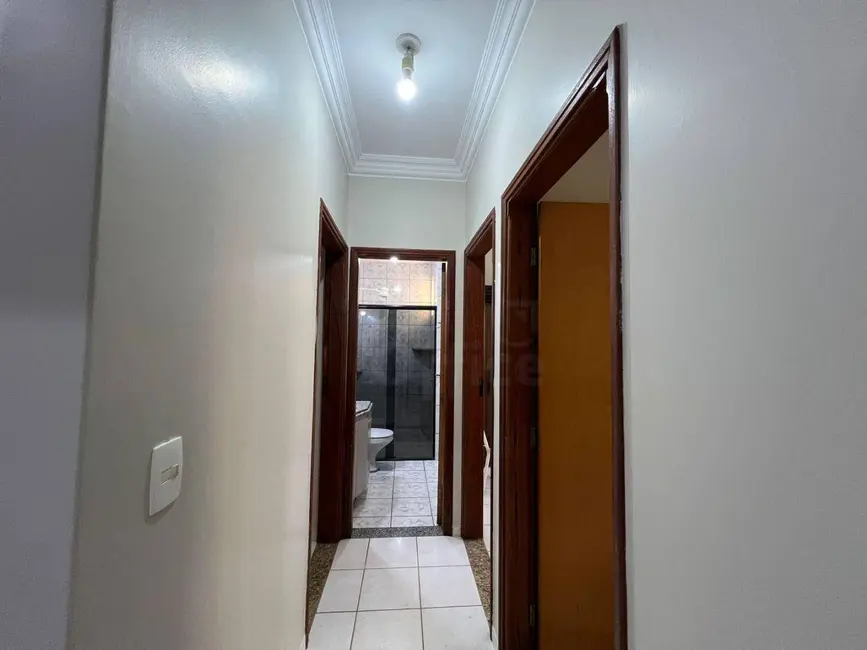 Foto 4 de Apartamento com 3 quartos à venda, 80m2 em Maracanã, Anapolis - GO