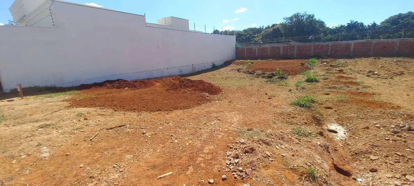 Foto 4 de Terreno / Lote à venda, 300m2 em Chácaras Colorado, Anapolis - GO