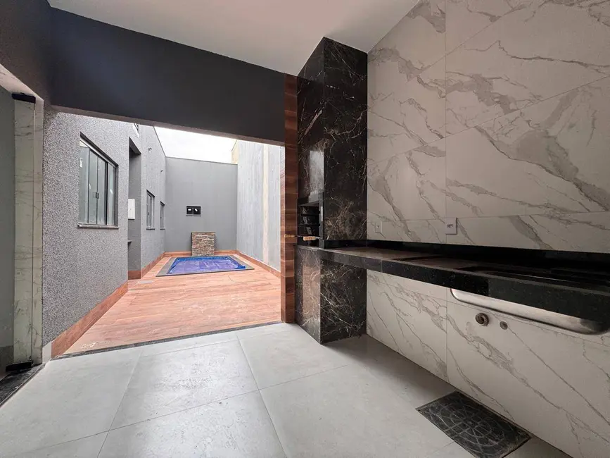 Foto 1 de Casa com 3 quartos à venda, 150m2 em Jardim Ibirapuera, Anapolis - GO