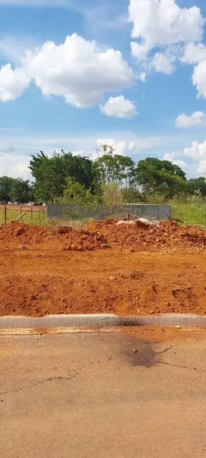 Foto 4 de Terreno / Lote à venda, 420m2 em Anapolis - GO