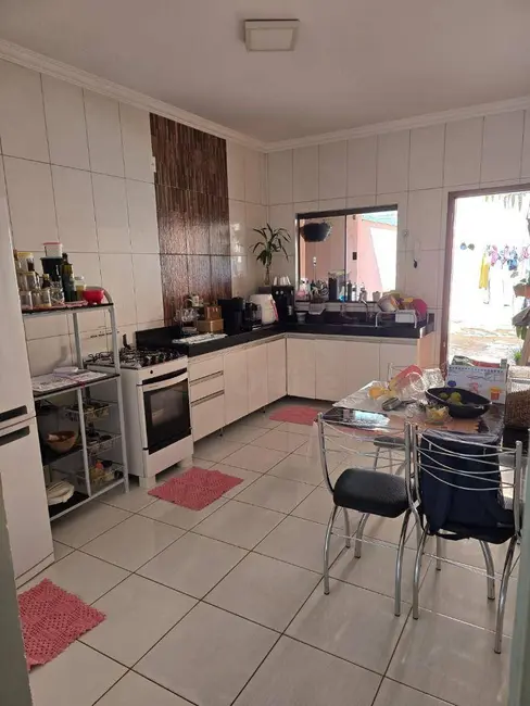 Foto 4 de Casa com 3 quartos à venda, 200m2 em Jibran El Hadj, Anapolis - GO