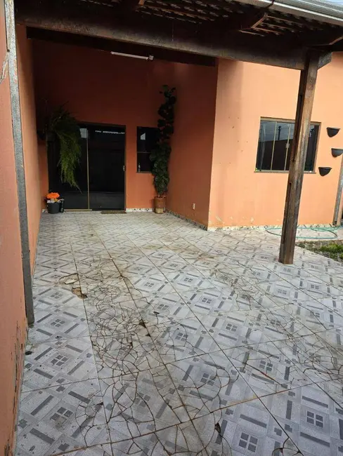 Foto 2 de Casa com 3 quartos à venda, 200m2 em Jibran El Hadj, Anapolis - GO