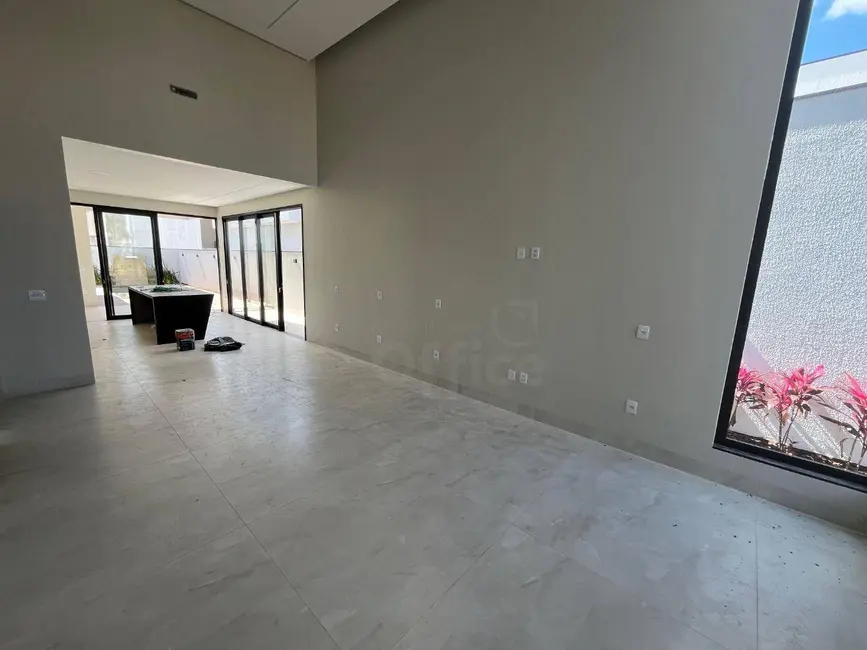 Foto 3 de Casa de Condomínio com 3 quartos à venda, 360m2 em Condomínio Terras Alpha Anápolis, Anapolis - GO