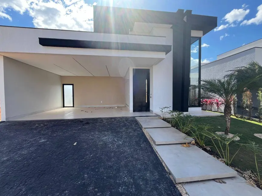 Foto 2 de Casa de Condomínio com 3 quartos à venda, 360m2 em Condomínio Terras Alpha Anápolis, Anapolis - GO