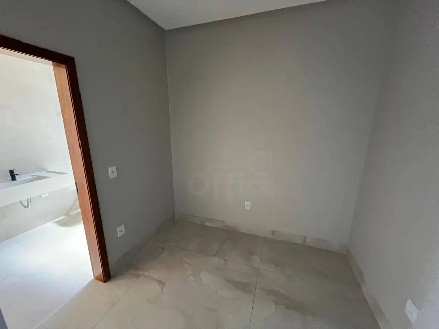 Foto 5 de Casa de Condomínio com 3 quartos à venda, 360m2 em Condomínio Terras Alpha Anápolis, Anapolis - GO