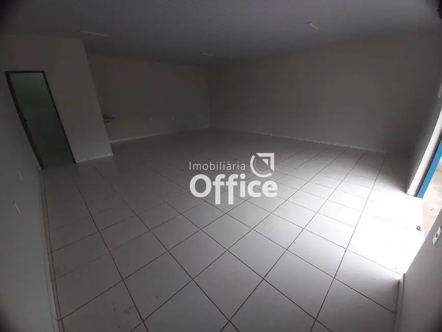 Sala Comercial para alugar, 40m2 em São João, Anapolis - GO - imagem 3 Foto 3 de Sala Comercial para alugar, 40m2 em São João, Anapolis - GO