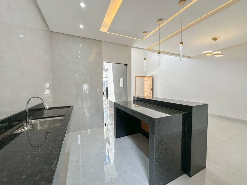 Foto 6 de Casa com 3 quartos à venda, 150m2 em Anapolis - GO