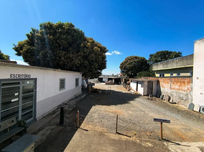 Foto 3 de Terreno / Lote à venda, 850m2 em Vila Jaiara, Anapolis - GO