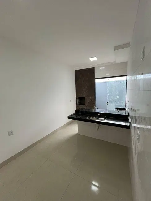 Foto 4 de Casa com 2 quartos à venda, 100m2 em Jardim dos Ipês, Anapolis - GO