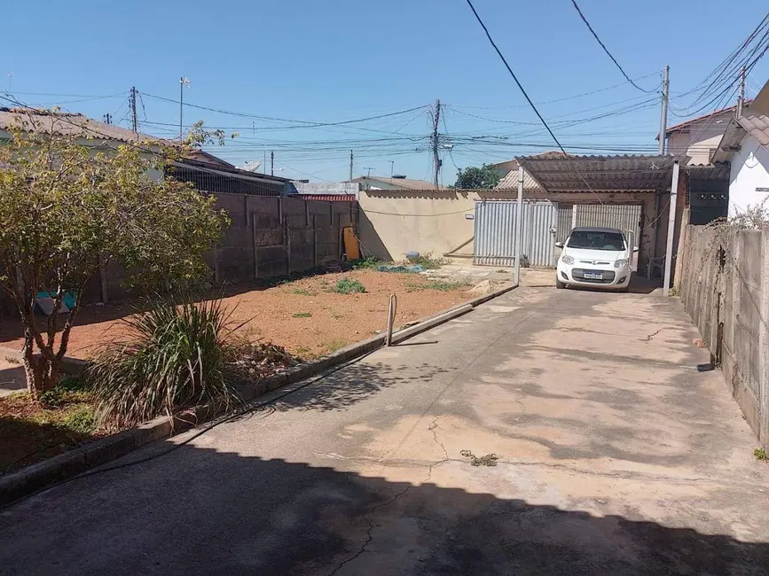Casa com 2 quartos à venda, 300m2 em Vila Santa Isabel, Anapolis - GO - imagem 5 Foto 5 de Casa com 2 quartos à venda, 300m2 em Vila Santa Isabel, Anapolis - GO