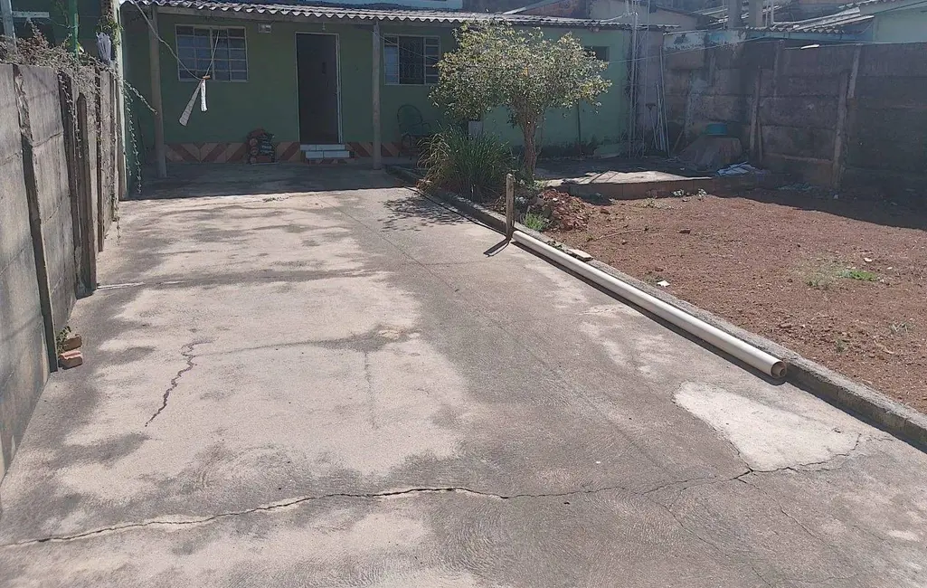 Foto 1 de Casa com 2 quartos à venda, 300m2 em Vila Santa Isabel, Anapolis - GO