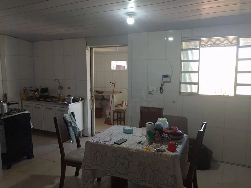 Casa com 2 quartos à venda, 300m2 em Vila Santa Isabel, Anapolis - GO - imagem 9 Foto 9 de Casa com 2 quartos à venda, 300m2 em Vila Santa Isabel, Anapolis - GO