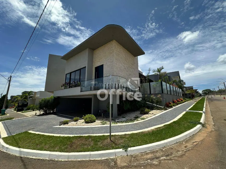 Foto 1 de Casa de Condomínio com 4 quartos à venda, 427m2 em Condomínio Residencial Grand Trianon, Anapolis - GO