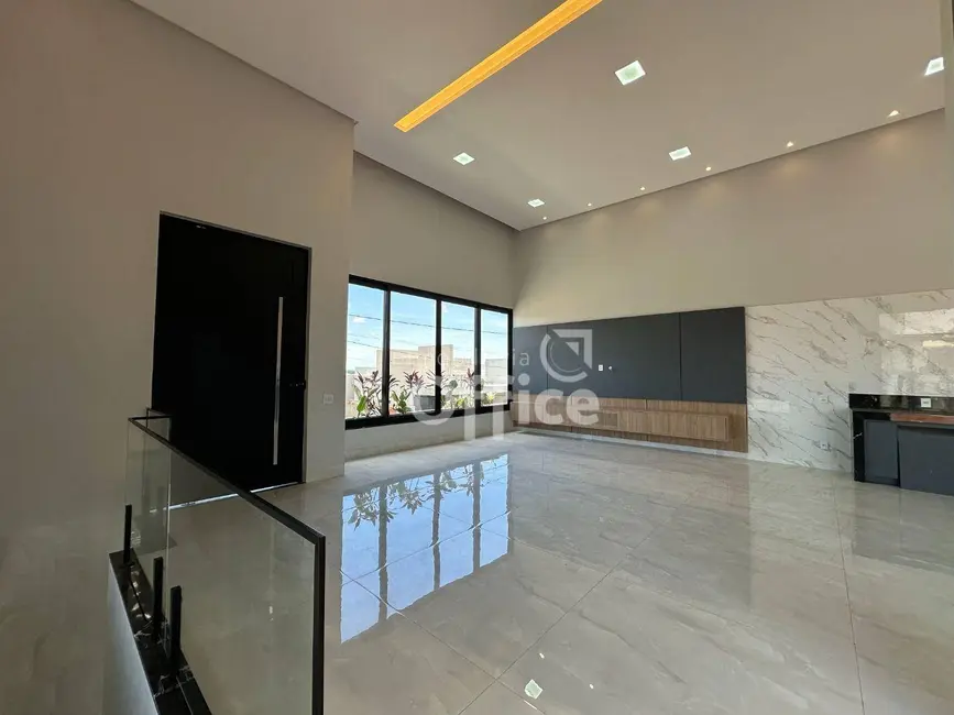 Foto 5 de Casa de Condomínio com 4 quartos à venda, 427m2 em Condomínio Residencial Grand Trianon, Anapolis - GO