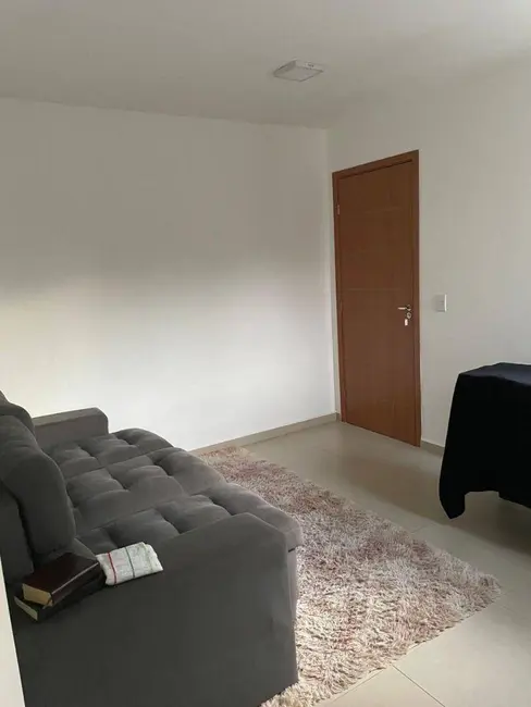 Foto 2 de Apartamento com 2 quartos à venda, 48m2 em Jardim Progresso, Anapolis - GO
