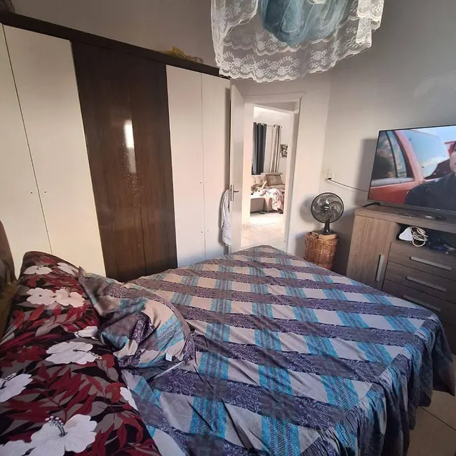 Casa com 3 quartos à venda, 200m2 em Residencial Ipanema, Anapolis - GO - imagem 9 Foto 9 de Casa com 3 quartos à venda, 200m2 em Residencial Ipanema, Anapolis - GO