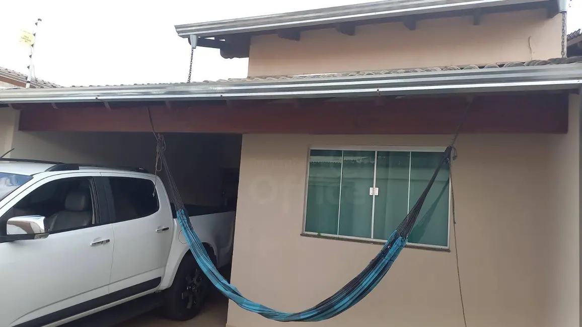 Casa com 3 quartos à venda, 150m2 em Residencial Araguaia, Anapolis - GO - imagem 2 Foto 2 de Casa com 3 quartos à venda, 150m2 em Residencial Araguaia, Anapolis - GO