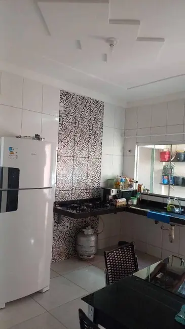 Casa com 3 quartos à venda, 150m2 em Residencial Araguaia, Anapolis - GO - imagem 4 Foto 4 de Casa com 3 quartos à venda, 150m2 em Residencial Araguaia, Anapolis - GO