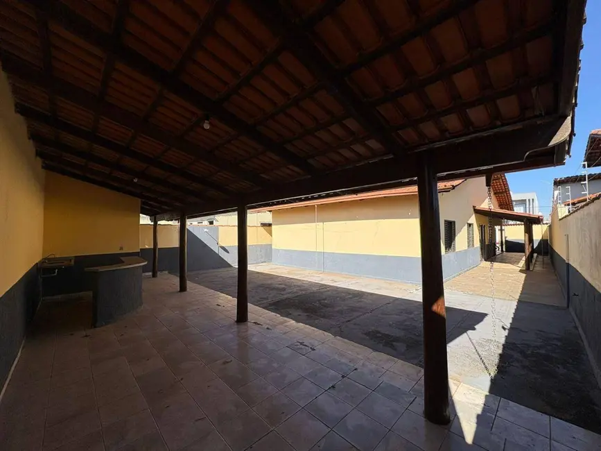 Foto 9 de Casa com 3 quartos à venda, 360m2 em Anápolis City, Anapolis - GO