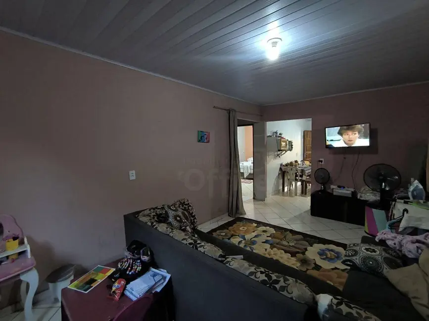 Casa com 2 quartos à venda, 360m2 em Santo Antônio, Anapolis - GO - imagem 4 Foto 4 de Casa com 2 quartos à venda, 360m2 em Santo Antônio, Anapolis - GO