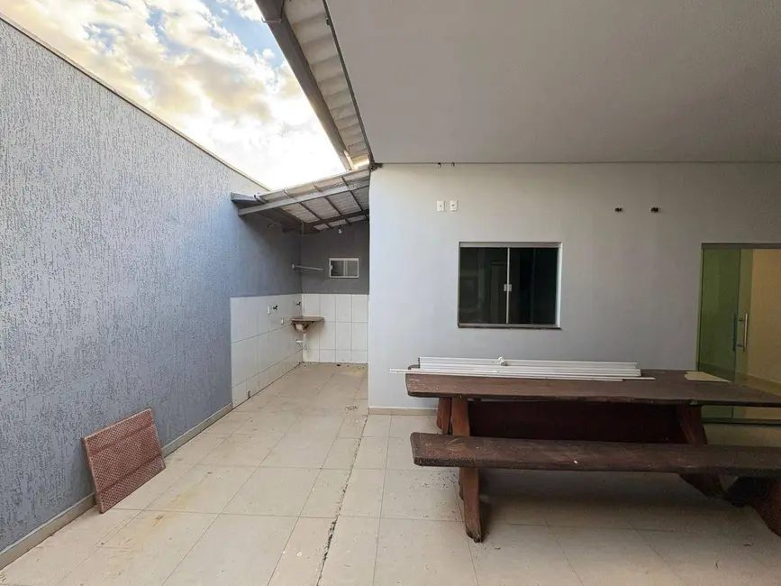 Foto 3 de Casa com 2 quartos à venda, 250m2 em Residencial Santo Expedito, Anapolis - GO