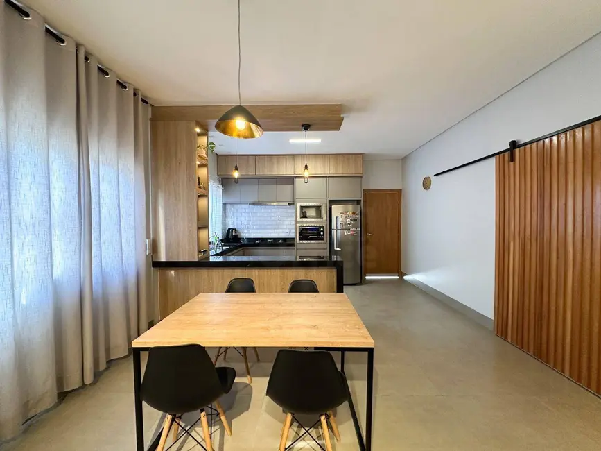 Foto 9 de Casa com 3 quartos à venda, 420m2 em Anápolis City, Anapolis - GO