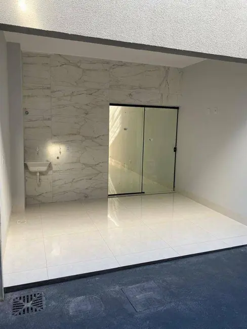 Sobrado com 3 quartos à venda, 100m2 em Parque São Jerônimo, Anapolis - GO - imagem 2 Foto 2 de Sobrado com 3 quartos à venda, 100m2 em Parque São Jerônimo, Anapolis - GO