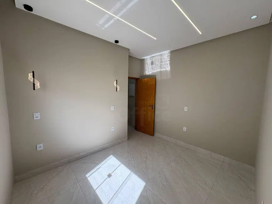 Foto 7 de Casa com 3 quartos à venda, 200m2 em Anapolis - GO
