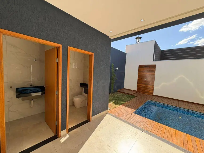 Foto 2 de Casa com 3 quartos à venda, 200m2 em Anapolis - GO