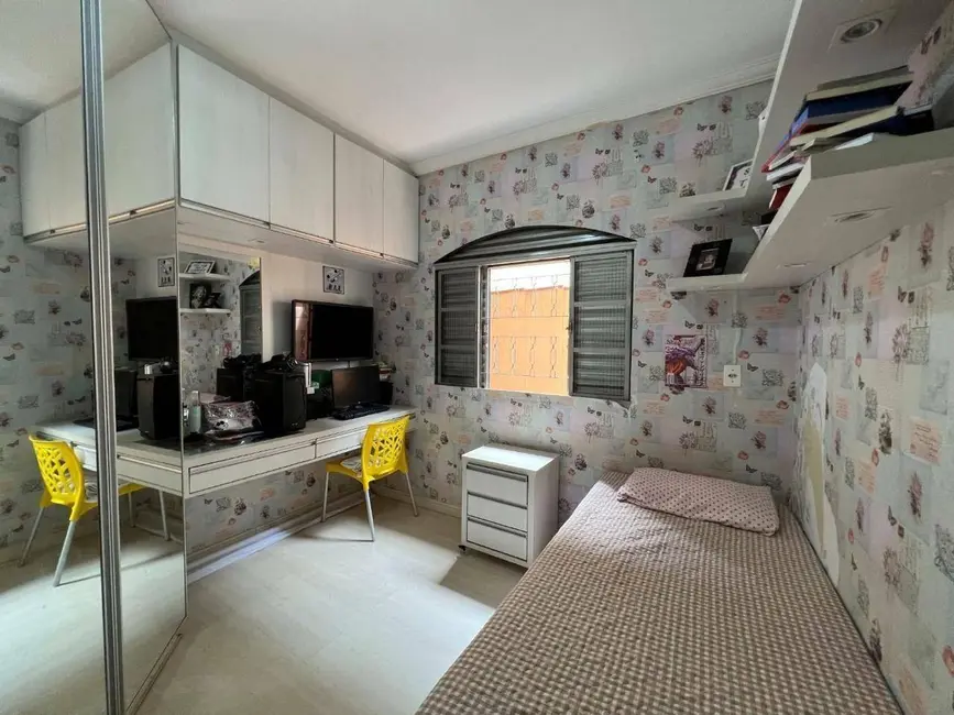 Foto 4 de Casa com 6 quartos à venda e para alugar, 347m2 em Santo André, Anapolis - GO