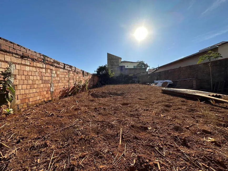 Foto 1 de Terreno / Lote à venda, 444m2 em Jardim Europa, Anapolis - GO