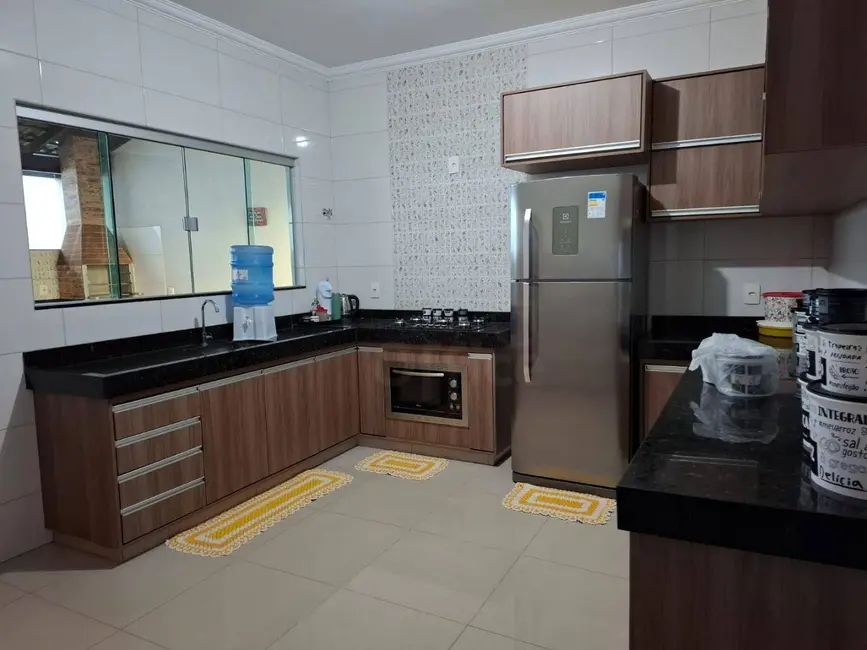 Foto 1 de Casa com 3 quartos à venda, 300m2 em Parque dos Pirineus, Anapolis - GO