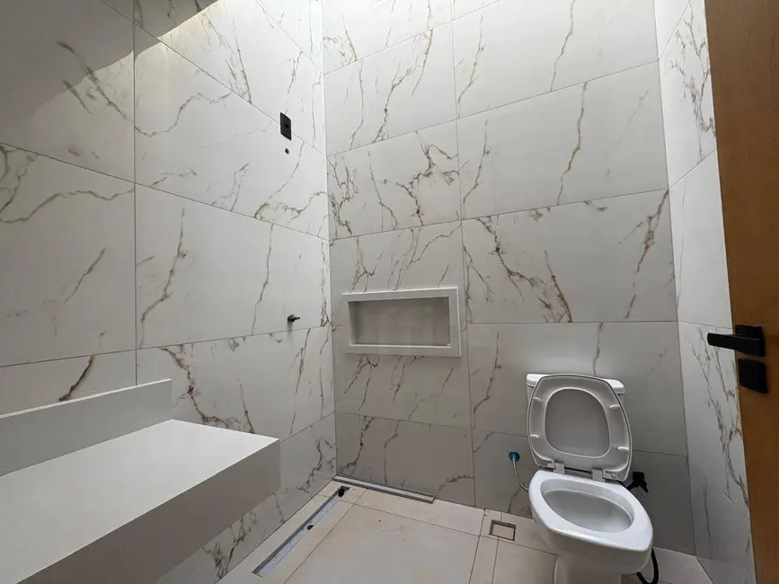 Casa com 3 quartos à venda, 396m2 em Anápolis City, Anapolis - GO - imagem 3 Foto 3 de Casa com 3 quartos à venda, 396m2 em Anápolis City, Anapolis - GO