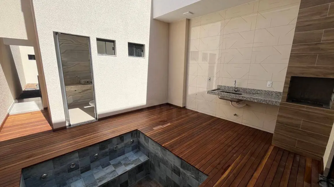 Casa com 3 quartos à venda, 180m2 em Setor Sul Jamil Miguel, Anapolis - GO - imagem 5 Foto 5 de Casa com 3 quartos à venda, 180m2 em Setor Sul Jamil Miguel, Anapolis - GO