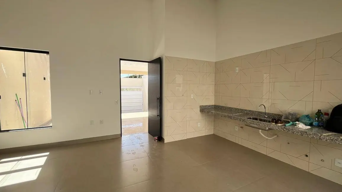 Casa com 3 quartos à venda, 180m2 em Setor Sul Jamil Miguel, Anapolis - GO - imagem 4 Foto 4 de Casa com 3 quartos à venda, 180m2 em Setor Sul Jamil Miguel, Anapolis - GO