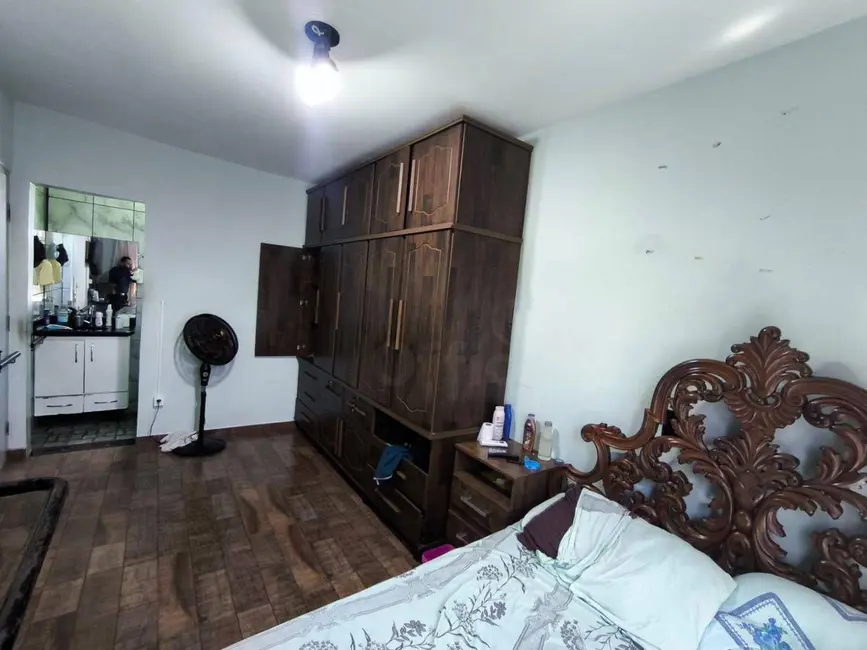 Foto 3 de Casa com 2 quartos à venda, 280m2 em Vila São Jorge, Anapolis - GO