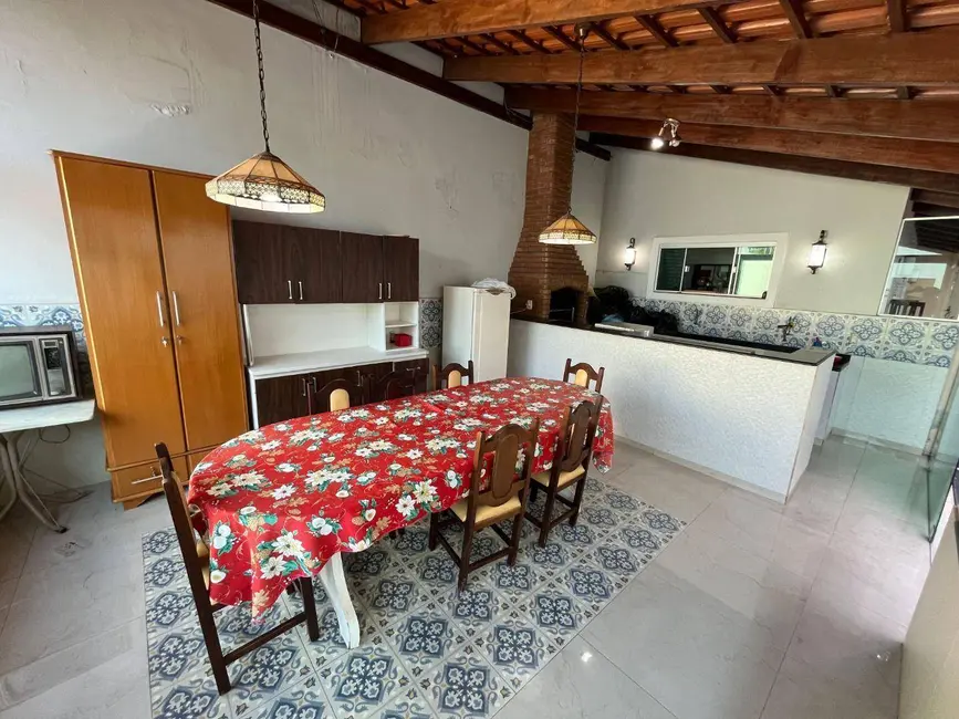 Casa com 5 quartos à venda, 700m2 em Vila Góis, Anapolis - GO - imagem 9 Foto 9 de Casa com 5 quartos à venda, 700m2 em Vila Góis, Anapolis - GO