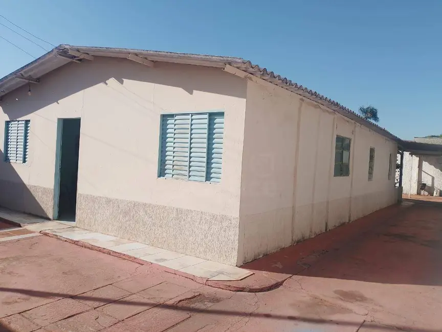 Foto 1 de Casa com 4 quartos à venda, 300m2 em Vila Esperança, Anapolis - GO