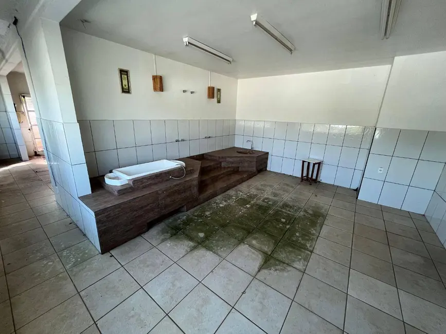 Sobrado à venda, 350m2 em Setor Central, Anapolis - GO - imagem 7 Foto 7 de Sobrado à venda, 350m2 em Setor Central, Anapolis - GO