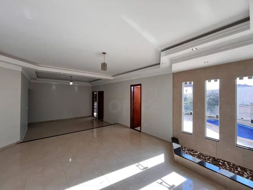 Foto 4 de Casa de Condomínio com 4 quartos para alugar, 500m2 em Alvorada, Anapolis - GO