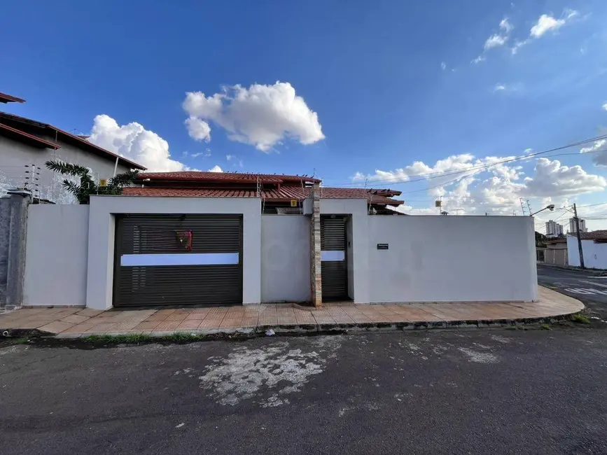 Foto 1 de Casa de Condomínio com 4 quartos para alugar, 500m2 em Alvorada, Anapolis - GO