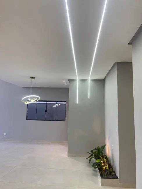 Casa com 3 quartos à venda, 300m2 em Anapolis - GO - imagem 5 Foto 5 de Casa com 3 quartos à venda, 300m2 em Anapolis - GO