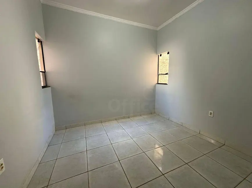 Casa com 3 quartos à venda, 200m2 em Parque Brasília 2ª Etapa, Anapolis - GO - imagem 8 Foto 8 de Casa com 3 quartos à venda, 200m2 em Parque Brasília 2ª Etapa, Anapolis - GO