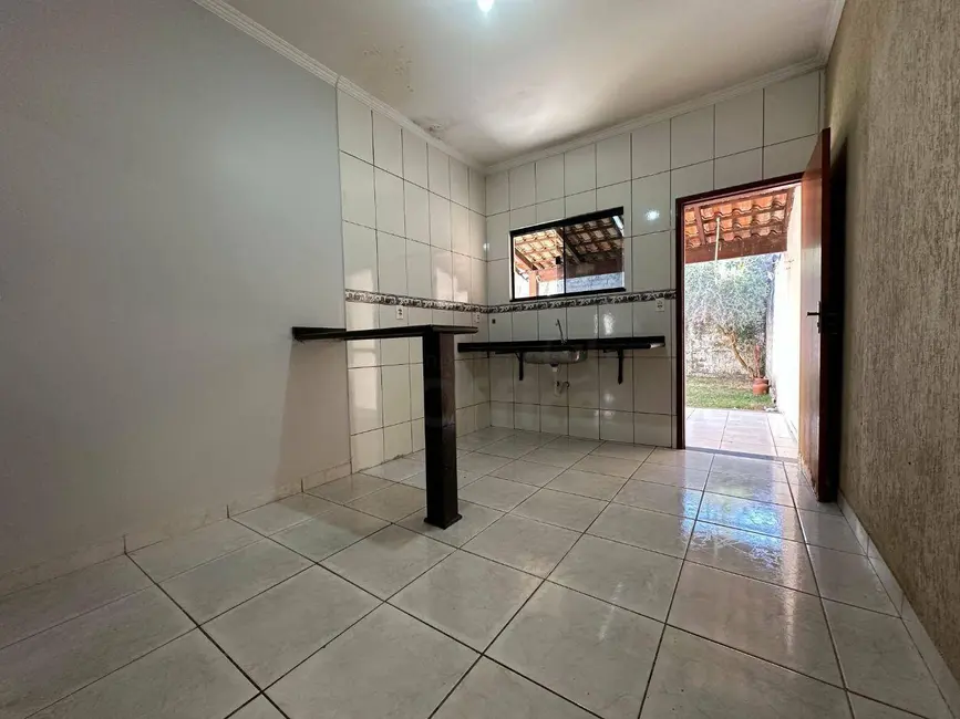 Casa com 3 quartos à venda, 200m2 em Parque Brasília 2ª Etapa, Anapolis - GO - imagem 6 Foto 6 de Casa com 3 quartos à venda, 200m2 em Parque Brasília 2ª Etapa, Anapolis - GO