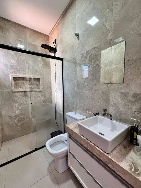 Casa com 3 quartos à venda, 200m2 em Jardim Itália, Anapolis - GO - imagem 6 Foto 6 de Casa com 3 quartos à venda, 200m2 em Jardim Itália, Anapolis - GO