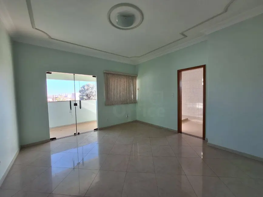 Sobrado com 4 quartos à venda, 485m2 em Anápolis City, Anapolis - GO - imagem 8 Foto 8 de Sobrado com 4 quartos à venda, 485m2 em Anápolis City, Anapolis - GO