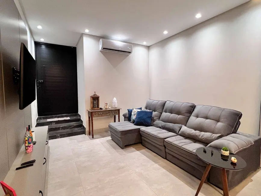 Foto 5 de Casa de Condomínio com 3 quartos à venda, 360m2 em Anapolis - GO